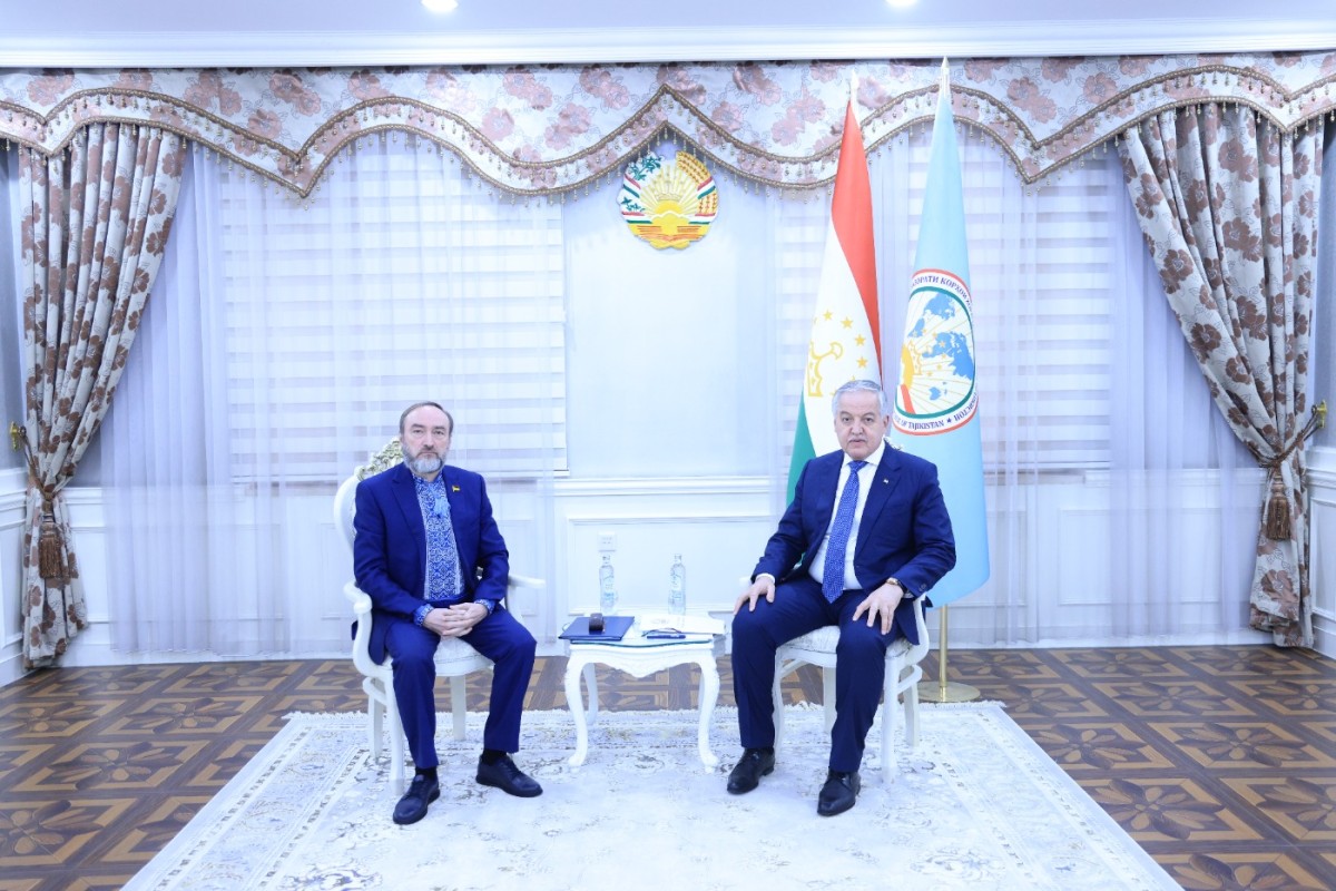 Tojikiston Tashqi ishlar vazirligi rahbari Ukraina elchisi bilan uning missiyasini yakunlashi munosabati bilan uchrashdi.