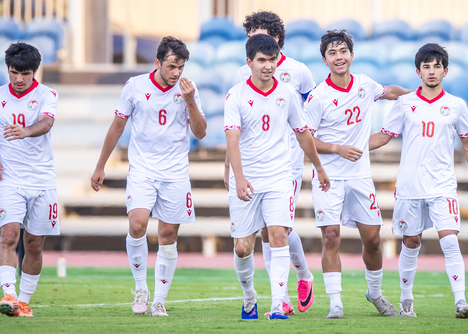 Tojikistonning 20 yoshgacha bo'lgan futbolchilar terma jamoasi 2027-yilgi Osiyo Kubogi saralash bosqichida Afg'onistonni mag'lub etdi.
