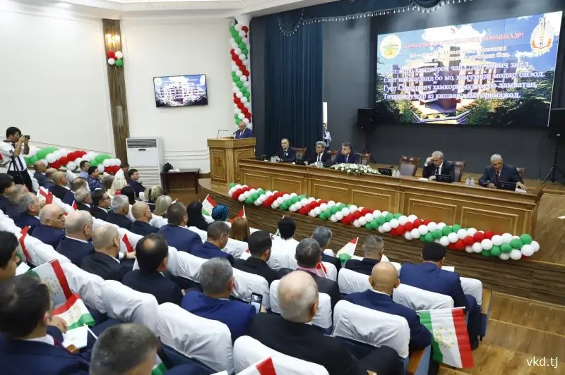 Tojikiston Ichki ishlar vazirligi oʻz vataniga qaytgan vatandoshlar bilan bayramona uchrashuv oʻtkazdi.