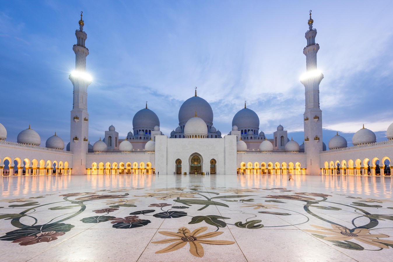 Abu-Dabidagi Shayx Zayd masjidiga tashrif buyurish pullik xizmatga aylandi.