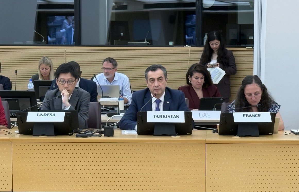 Tojikiston Rimda bo'lib o'tadigan BMT suv konferensiyasiga tayyorgarlik ko'rish jarayonini taqdim etdi.