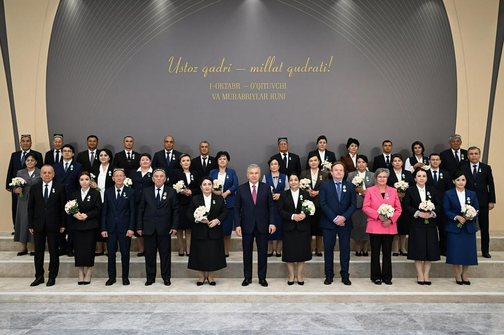 Mirziyoyev xususiy maktablar va xorijiy universitetlarning filiallari uchun imtiyozlar eʼlon qildi.